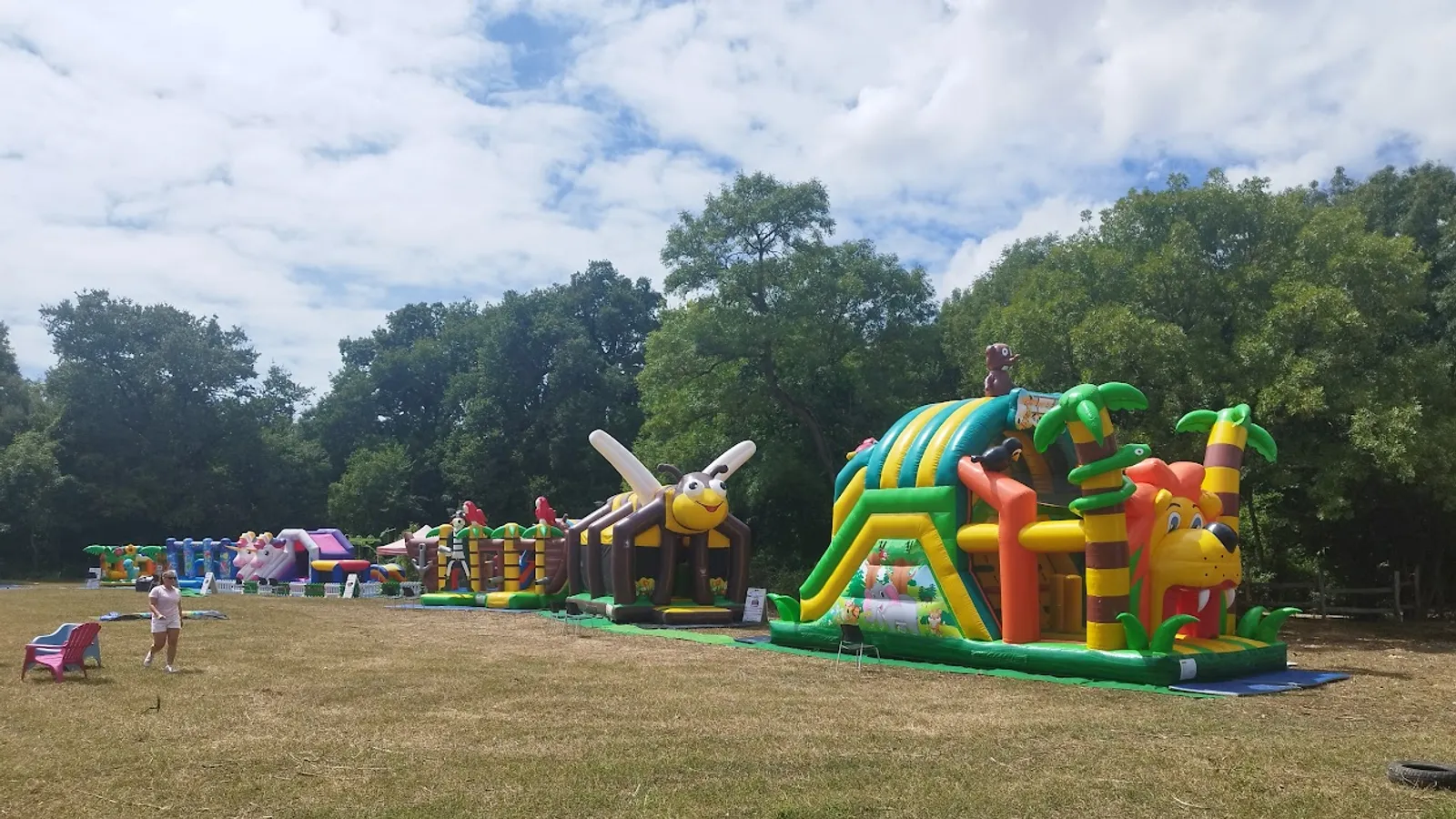 Animer une fête communale : le guide pour les mairies
